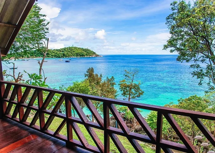 Daya Hill Seaview